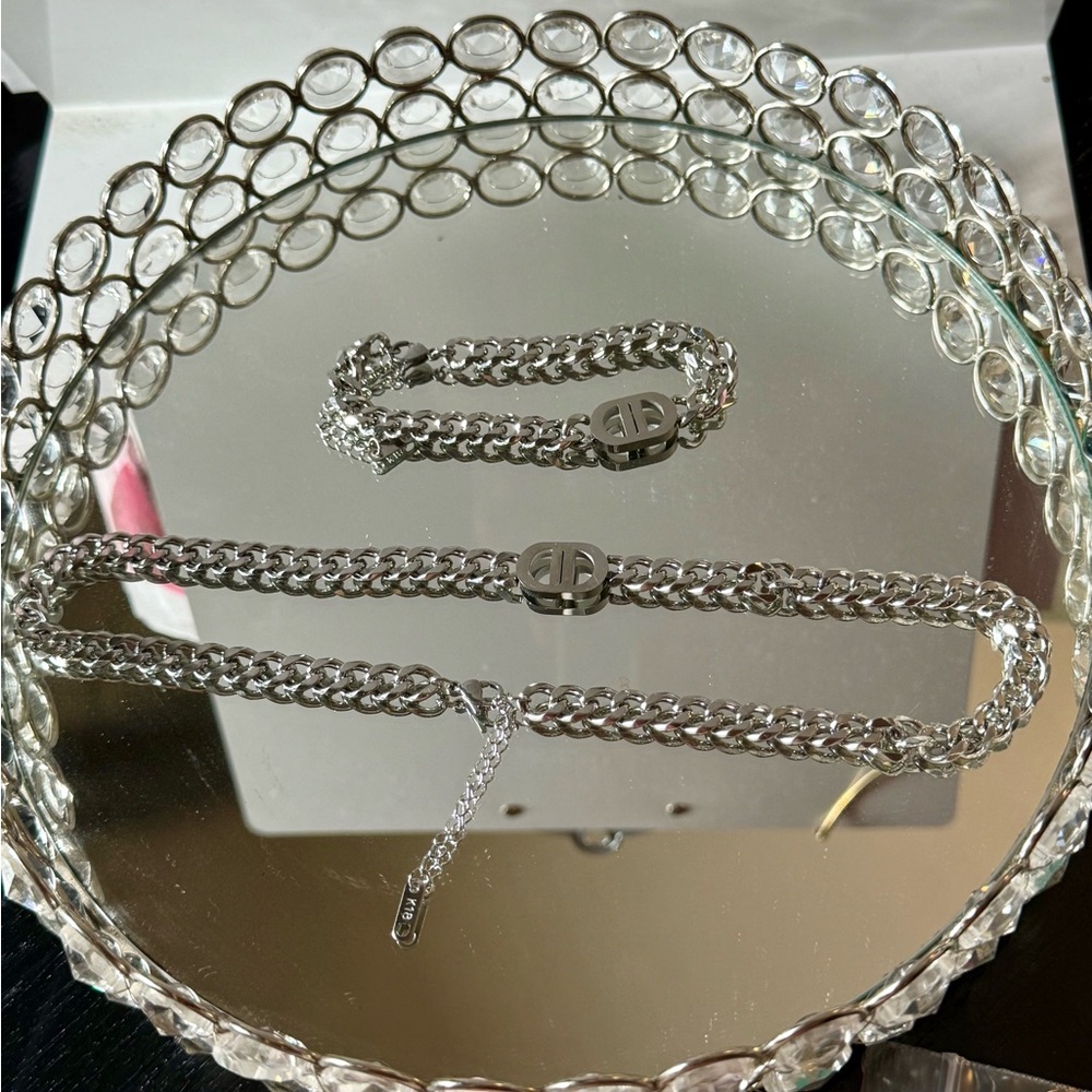 KC Chic Silver Necklace & Bracelet Bracelet Set ~ Never Worn “K18” - Picture 10 of 11